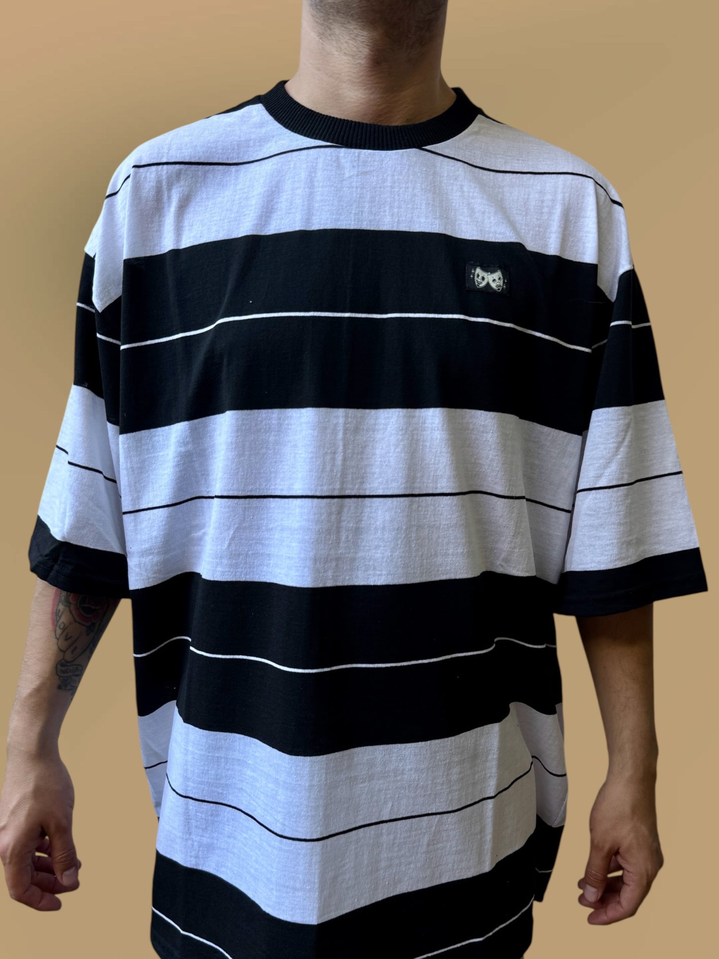 Playera caramelo ”Negro/blanco”
