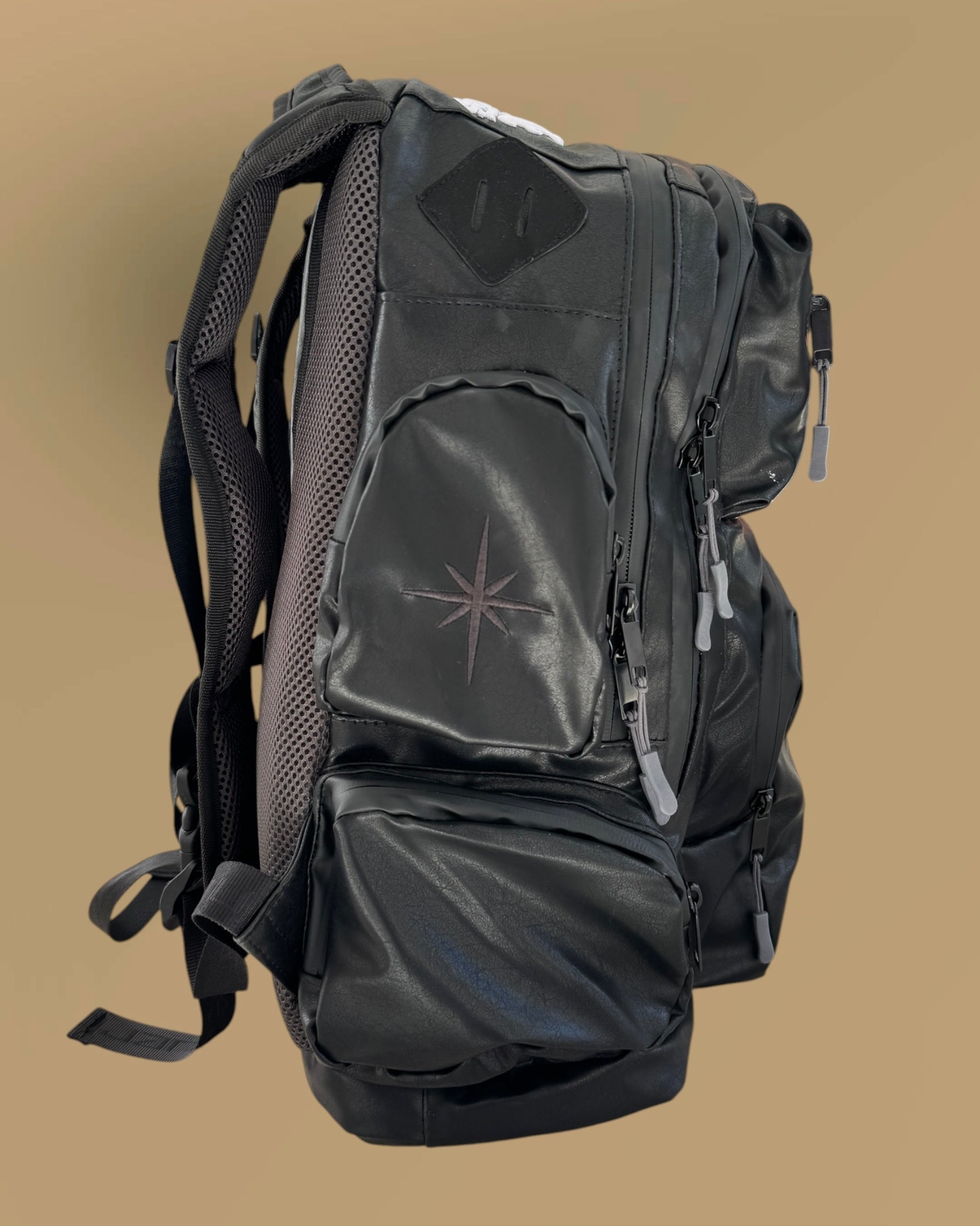 Mochila “Smile now,Cry later”